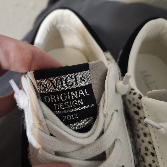 Womens Vici 7.5 Sparkle Leaopard Star Seaker Shoes - Picture 2 of 6